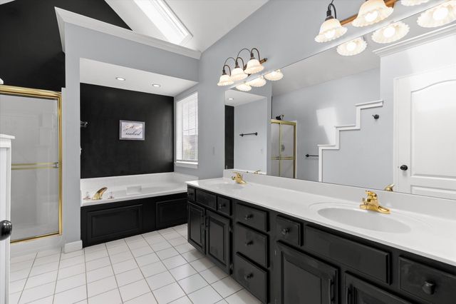 2328 Laurelton Creek Lane, Chattanooga, TN 37421
