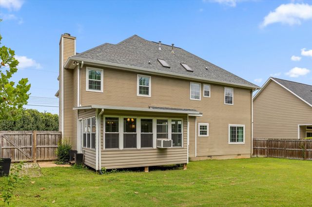 2328 Laurelton Creek Lane, Chattanooga, TN 37421