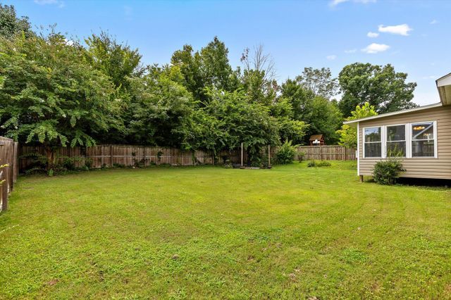 2328 Laurelton Creek Lane, Chattanooga, TN 37421