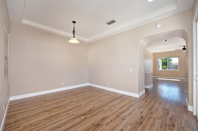 5751 Spenlow Way, Sacramento, CA 95835
