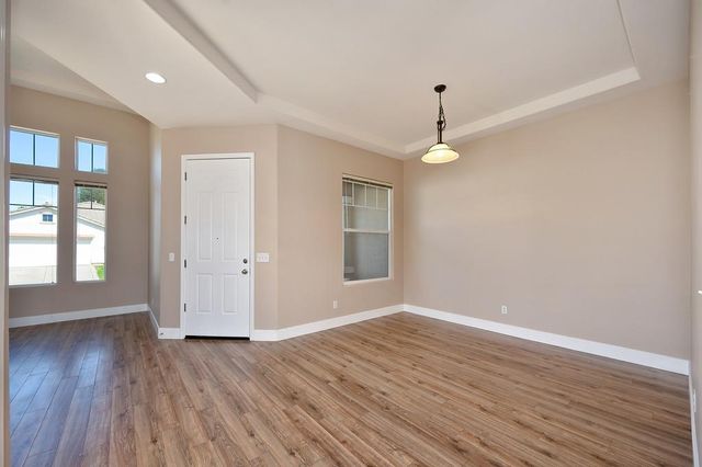 5751 Spenlow Way, Sacramento, CA 95835