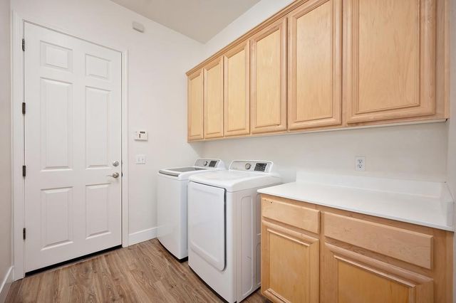 5751 Spenlow Way, Sacramento, CA 95835