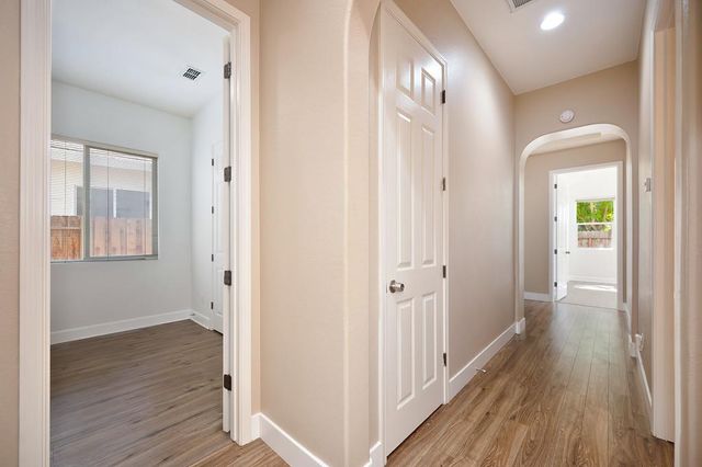 5751 Spenlow Way, Sacramento, CA 95835