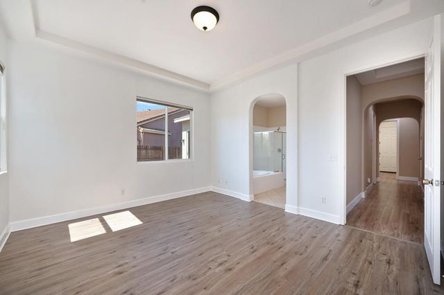 5751 Spenlow Way, Sacramento, CA 95835
