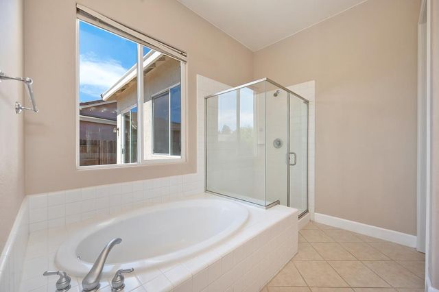 5751 Spenlow Way, Sacramento, CA 95835