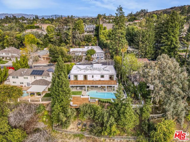 18321 Lake Encino Drive, Encino, CA 91316