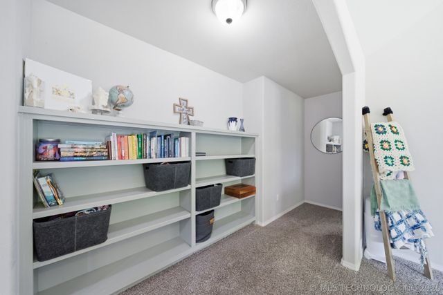 6804 S 22nd Place E, Broken Arrow, OK 74011