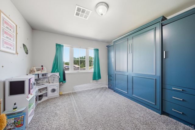 6804 S 22nd Place E, Broken Arrow, OK 74011