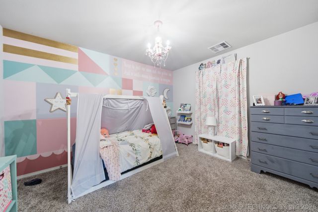 6804 S 22nd Place E, Broken Arrow, OK 74011
