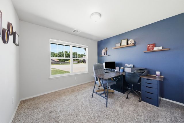 6804 S 22nd Place E, Broken Arrow, OK 74011