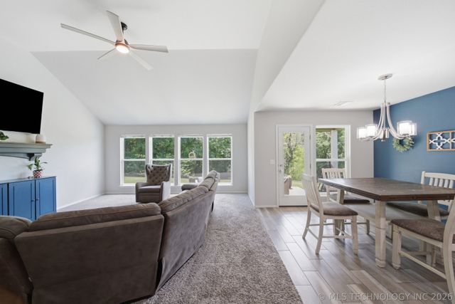 6804 S 22nd Place E, Broken Arrow, OK 74011