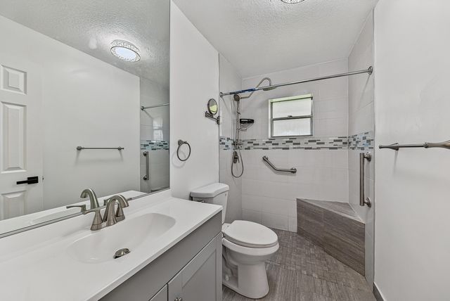 1190 NW 90TH Avenue, Plantation, FL 33322