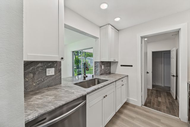 1190 NW 90TH Avenue, Plantation, FL 33322