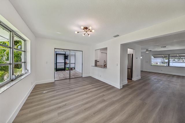 1190 NW 90TH Avenue, Plantation, FL 33322