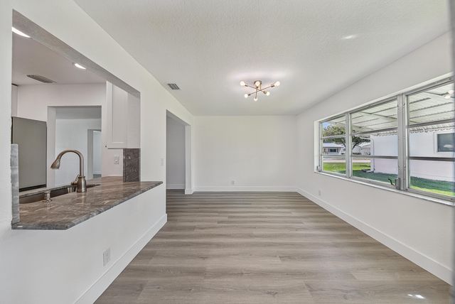 1190 NW 90TH Avenue, Plantation, FL 33322
