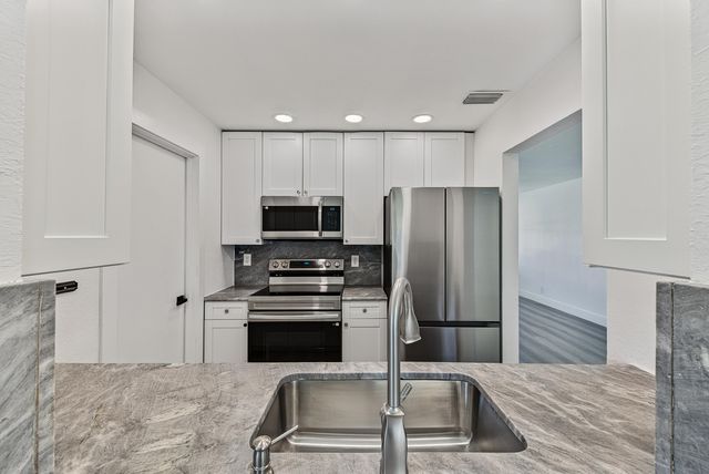 1190 NW 90TH Avenue, Plantation, FL 33322
