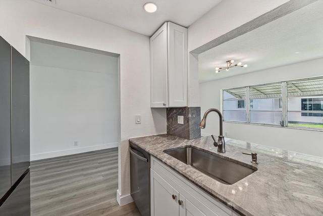 1190 NW 90TH Avenue, Plantation, FL 33322