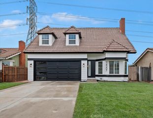 14207 Woodland Drive, Fontana, CA 92337