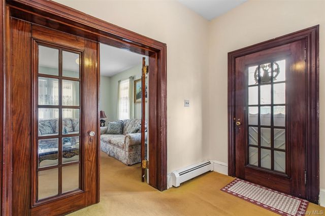 11 Dixon Street, Tarrytown, NY 10591