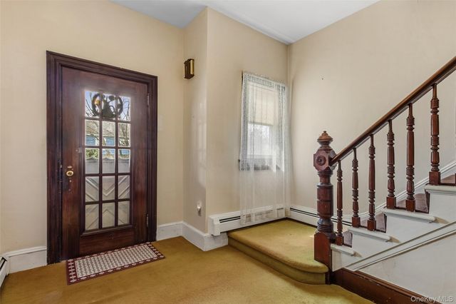 11 Dixon Street, Tarrytown, NY 10591