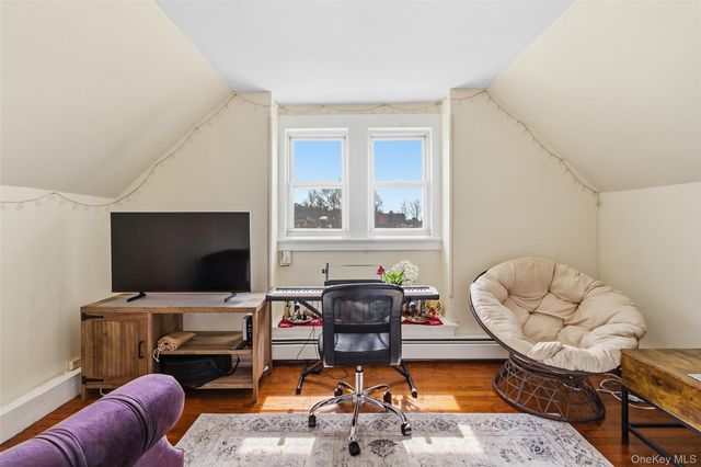 11 Dixon Street, Tarrytown, NY 10591