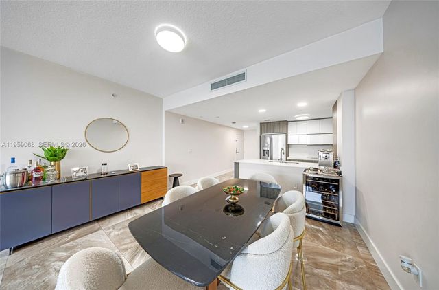 600 NE 27th St 1004, Miami, FL 33137