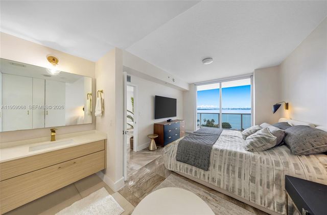 600 NE 27th St 1004, Miami, FL 33137