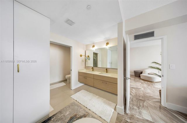 600 NE 27th St 1004, Miami, FL 33137