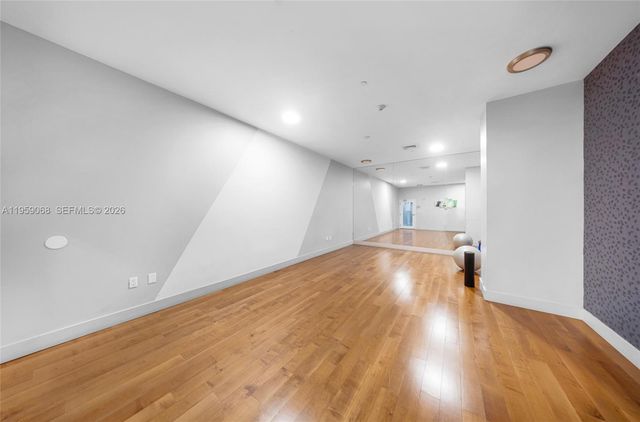 600 NE 27th St 1004, Miami, FL 33137