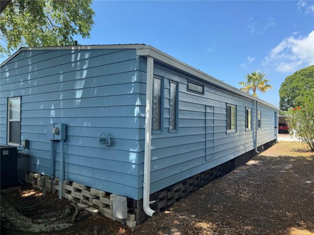 1001 STARKEY ROAD 310, Largo, FL 33771