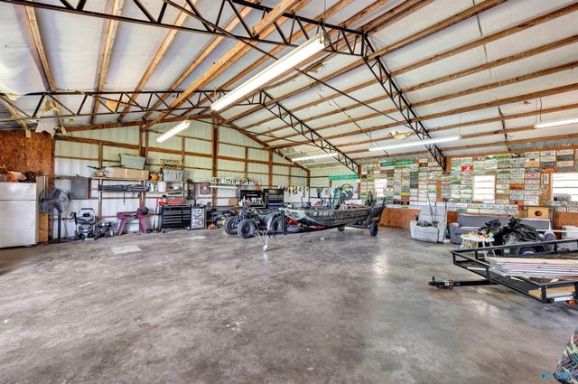 117 Railroad Circle, Falkville, AL 35622