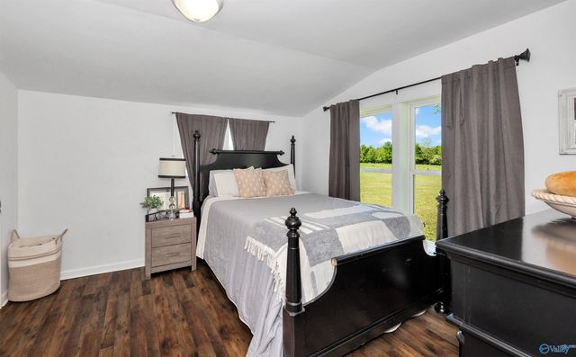 117 Railroad Circle, Falkville, AL 35622