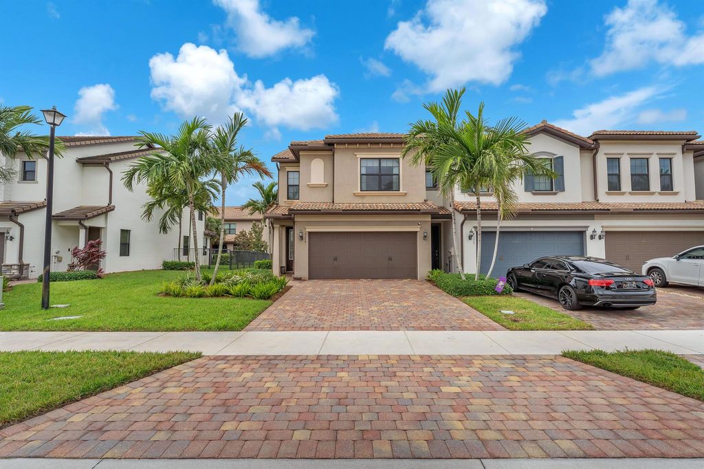 4579 San Fratello Circle, Lake Worth, FL 33467