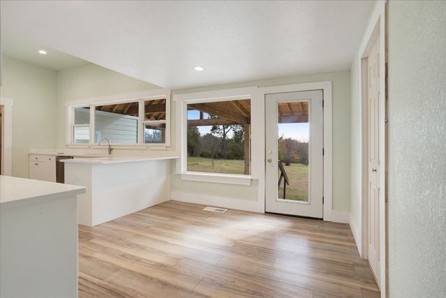 40 Sheryl Lane, Denison, TX 75021