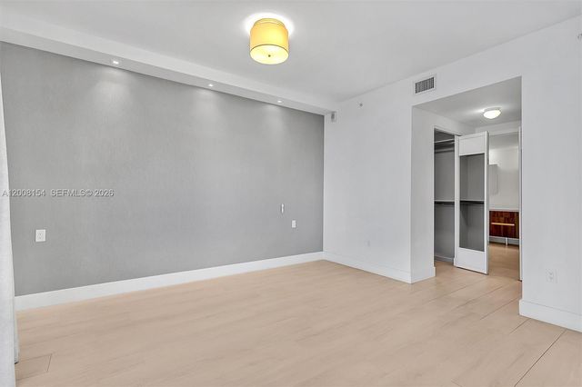 488 NE 18th St 2315, Miami, FL 33132