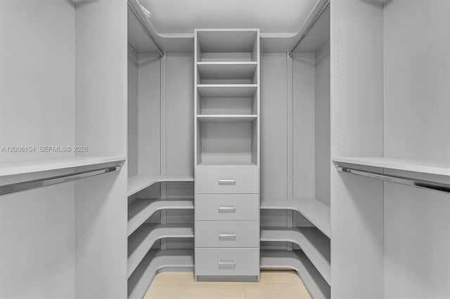 488 NE 18th St 2315, Miami, FL 33132