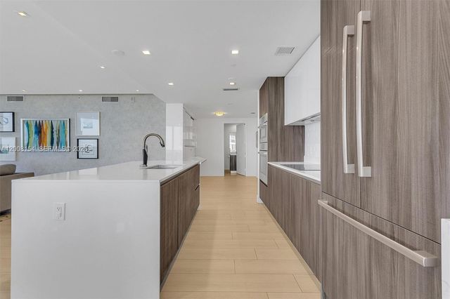 488 NE 18th St 2315, Miami, FL 33132