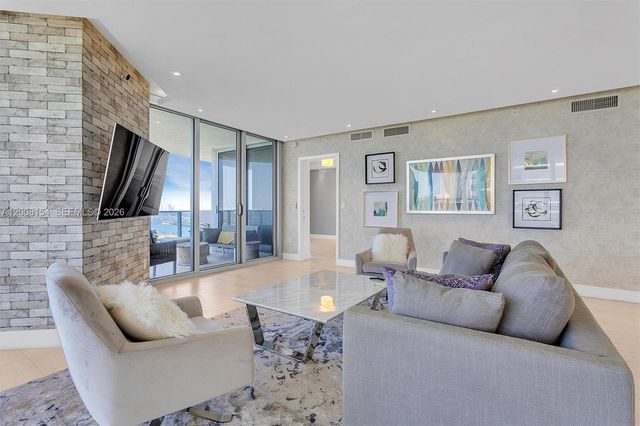 488 NE 18th St 2315, Miami, FL 33132