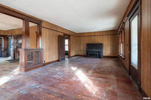 1250 E PARK Street, Carbondale, IL 62901