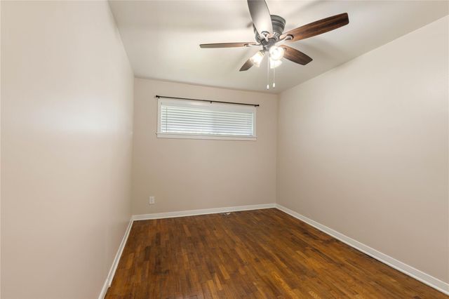110 Mustang Drive, Alvin, TX 77511