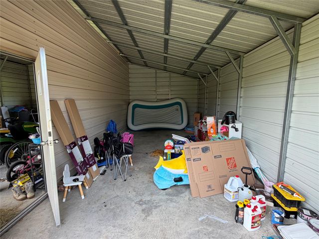 110 Mustang Drive, Alvin, TX 77511