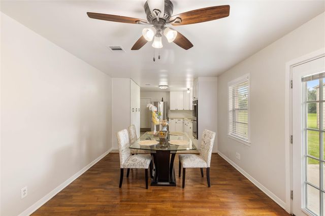110 Mustang Drive, Alvin, TX 77511