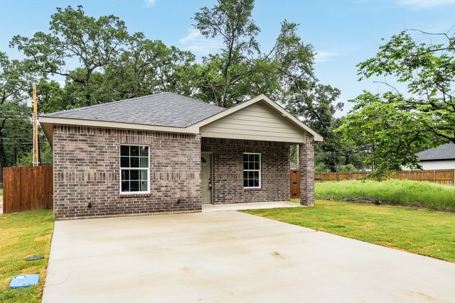 106 Navajo Drive, Mabank, TX 75156
