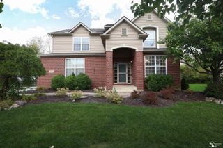 31023 Settlers Way Drive, Flat Rock, MI 48134