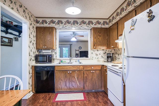 14 Cortez Place, Hot Springs Village, AR 71909