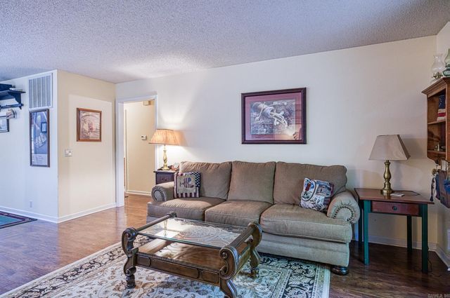 14 Cortez Place, Hot Springs Village, AR 71909