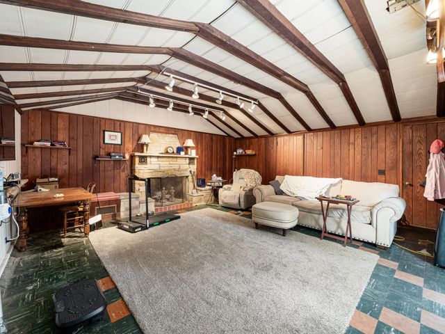 5137 Riverside Drive, Delaware, OH 43015