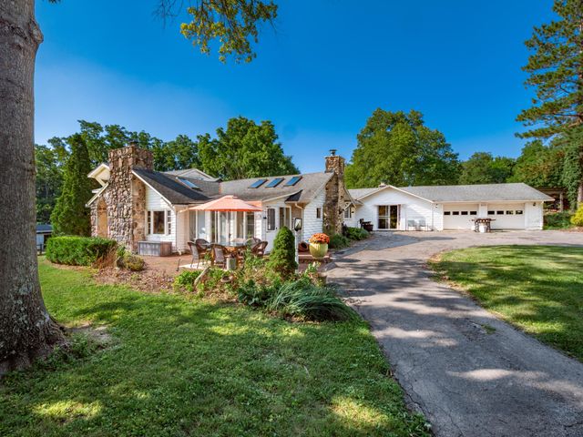 5137 Riverside Drive, Delaware, OH 43015