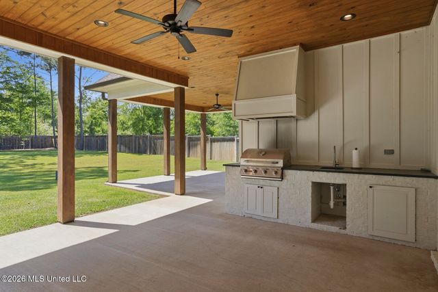 409 W Oak Circle, Madison, MS 39110