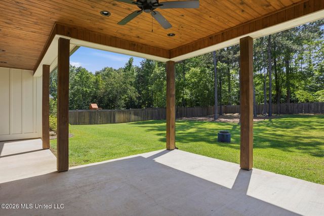 409 W Oak Circle, Madison, MS 39110